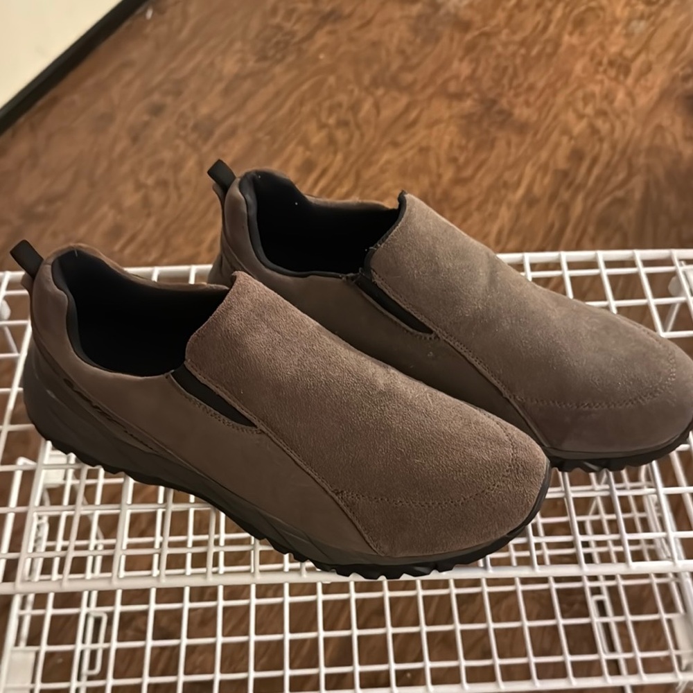 Brown Slip-On Loafers with Soft Upper and Thick Sole